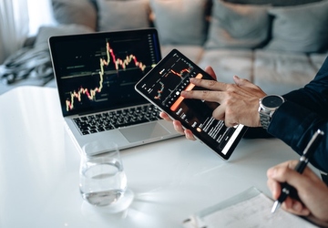Top 10 Stocks Under $10 for Budget Investors