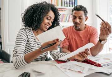 Navigating the Challenges of Personal Finance as a Couple